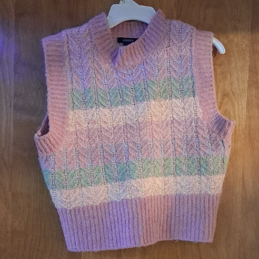 Forever 21 Small Size Sweater Vest